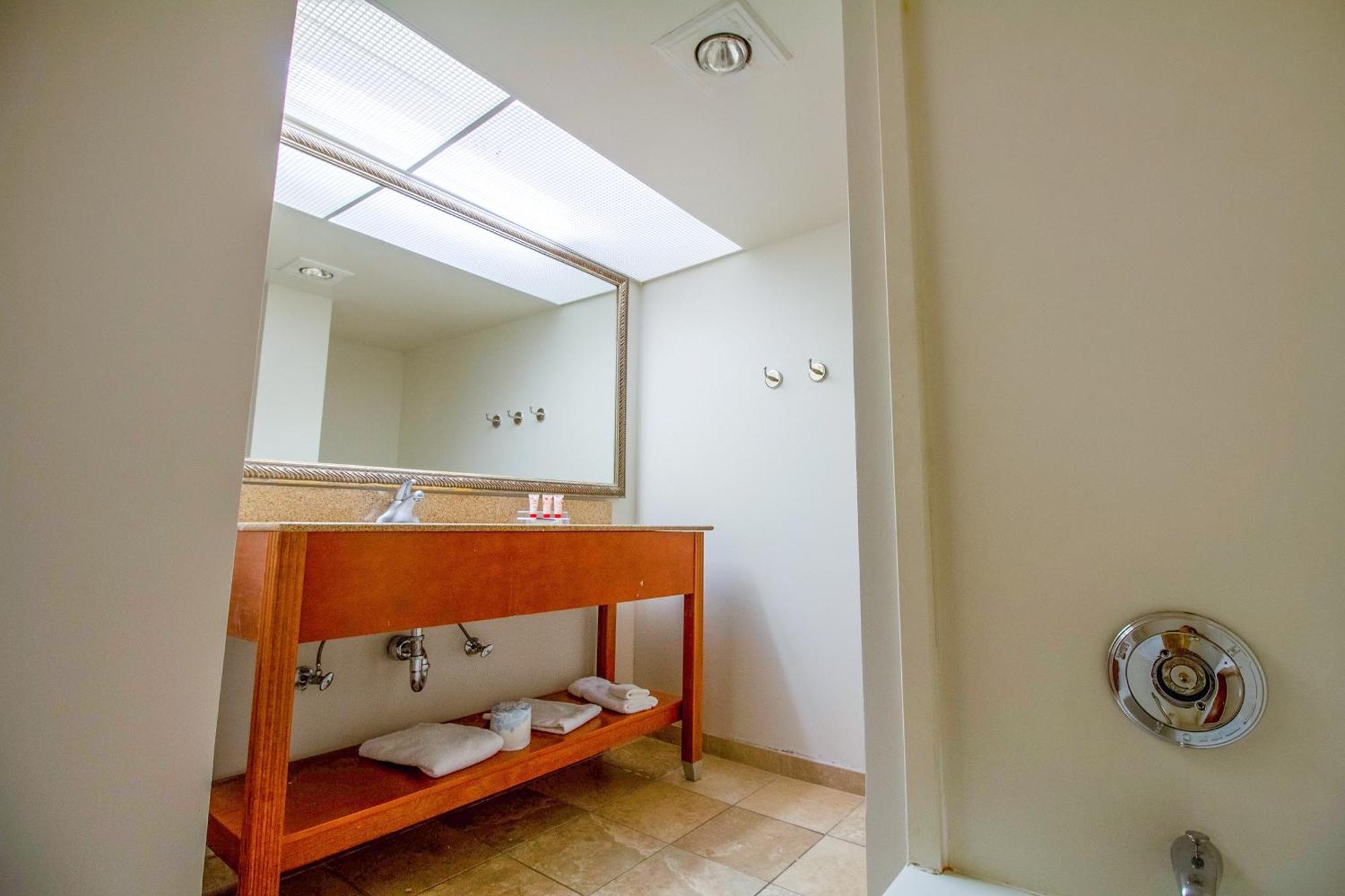 Clarion Inn&suites 3* Tulsa
