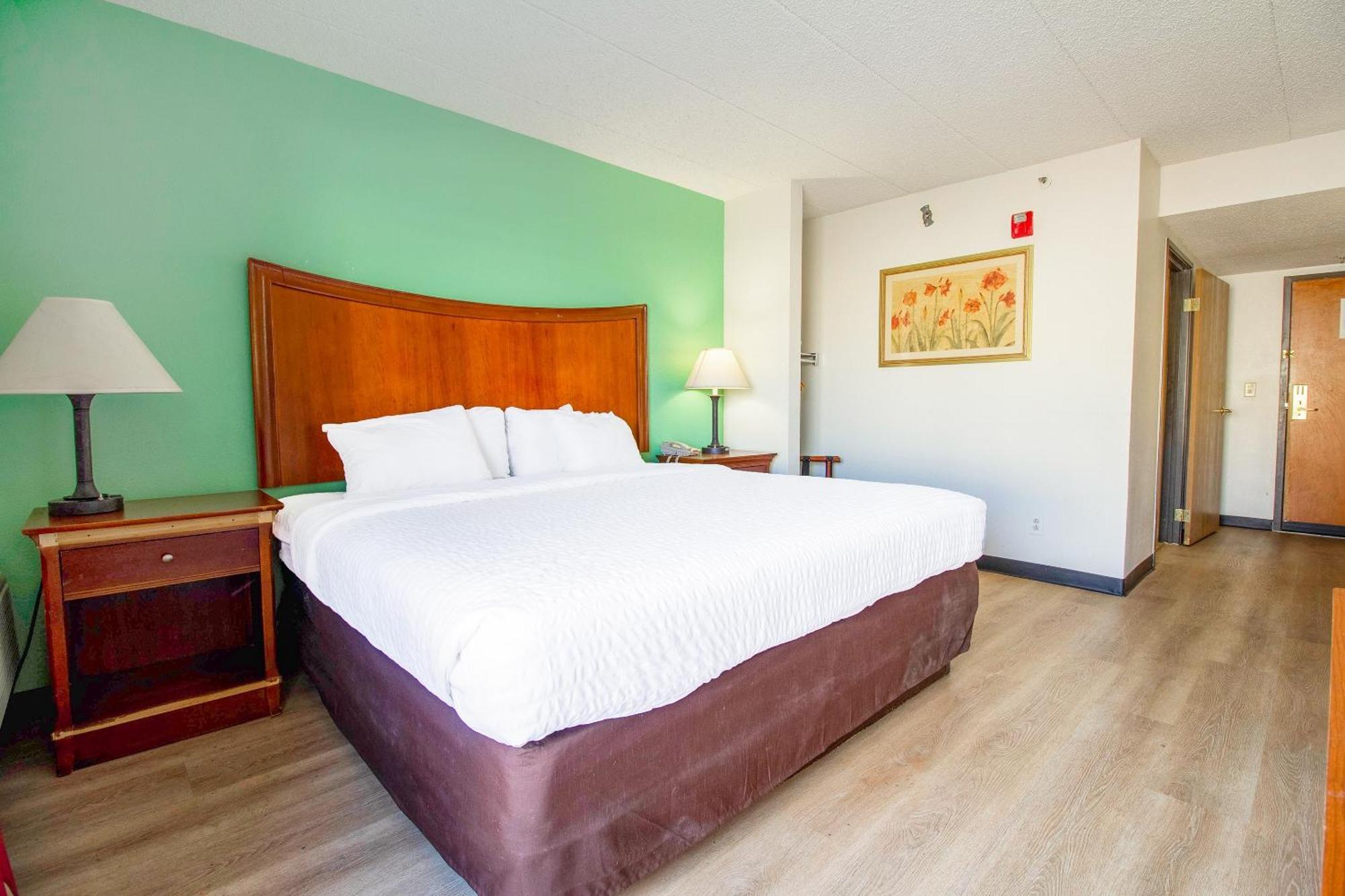 Hotel Clarion Inn&suites Tulsa